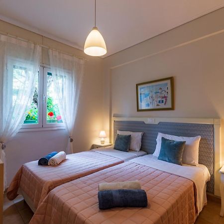 Barbati Seafront Luxury Suites 외부 사진