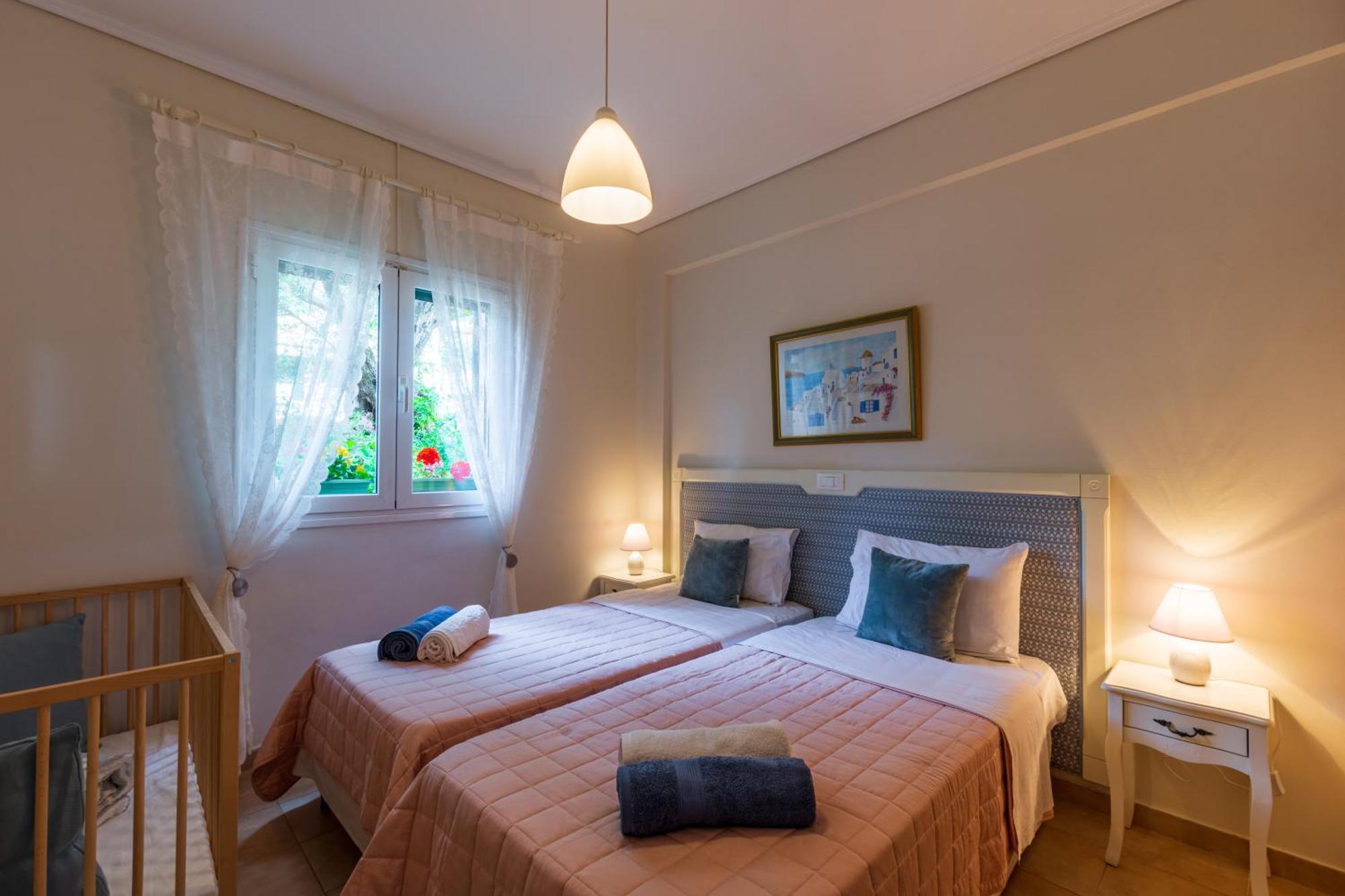 Barbati Seafront Luxury Suites 외부 사진