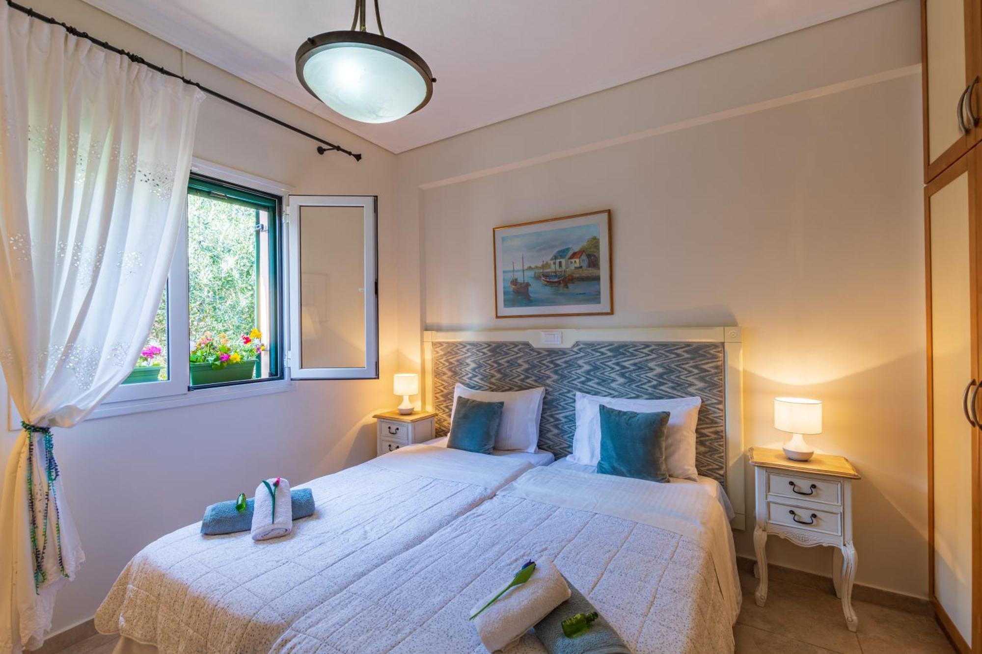 Barbati Seafront Luxury Suites 외부 사진